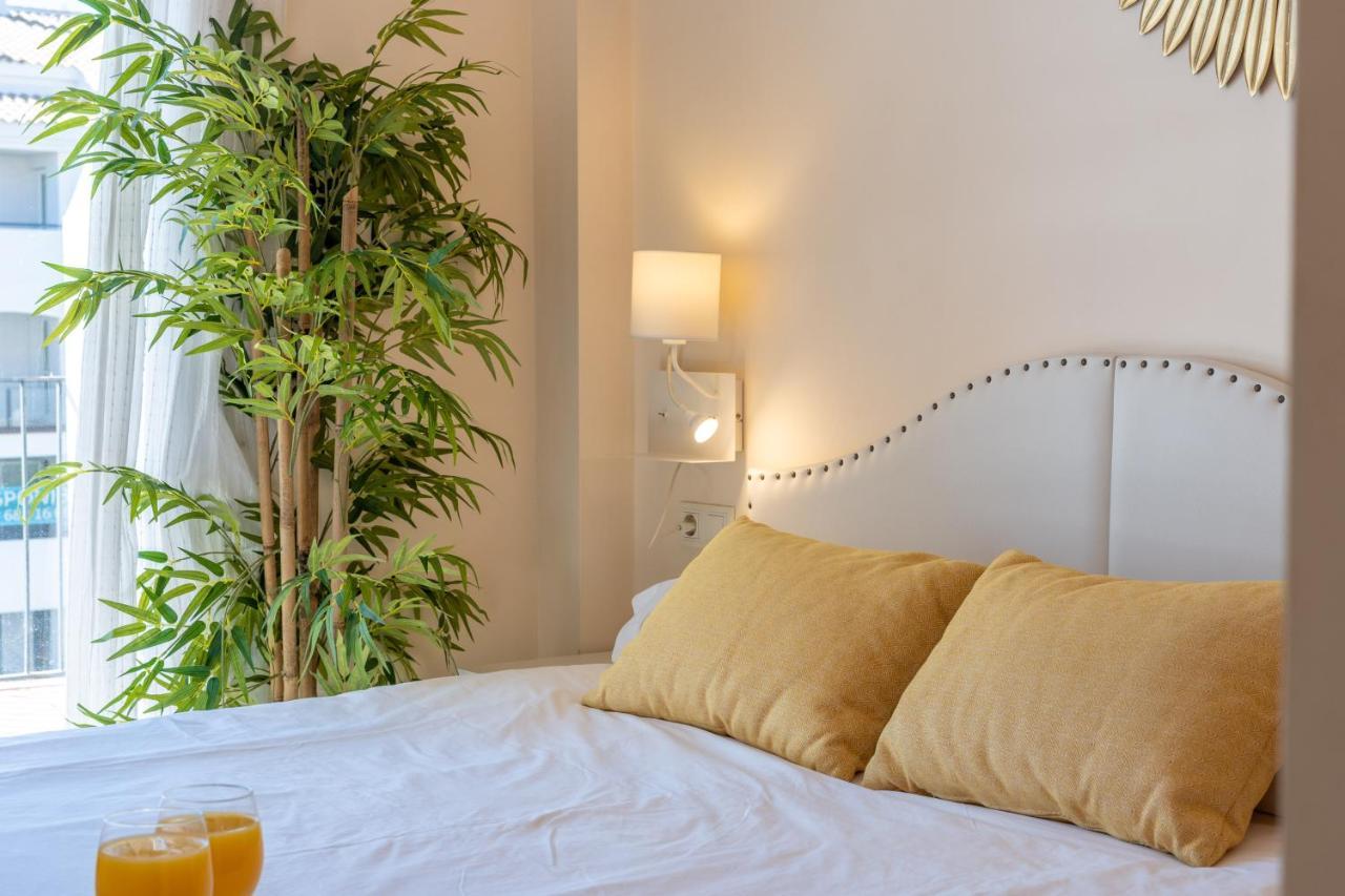 Apartamento Con Vistas Al Mar En Manilva Playa Exterior foto