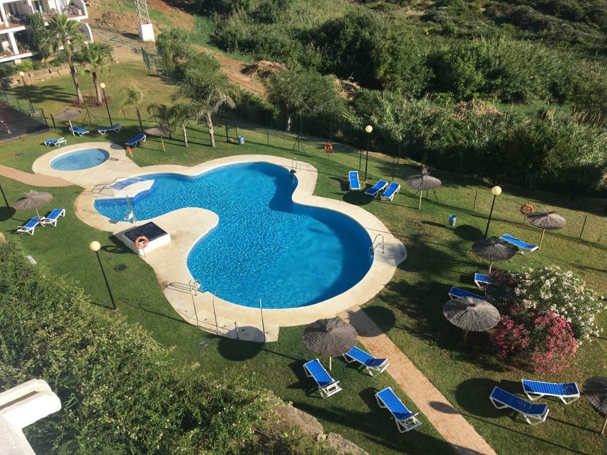 Apartamento Con Vistas Al Mar En Manilva Playa Exterior foto